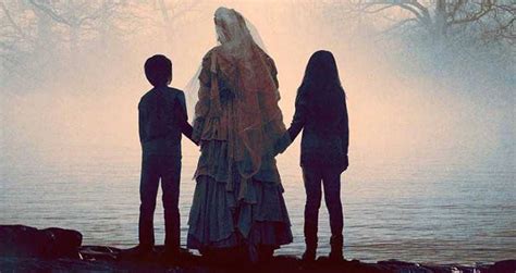 La Llorona: Une Ballade Tragique qui Ressonne à Travers les Âges !